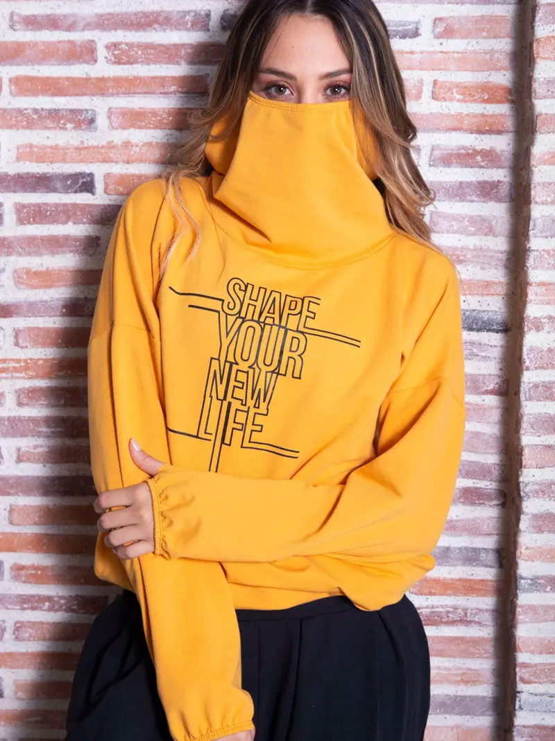 26727 Chompa Deportiva Mostaza