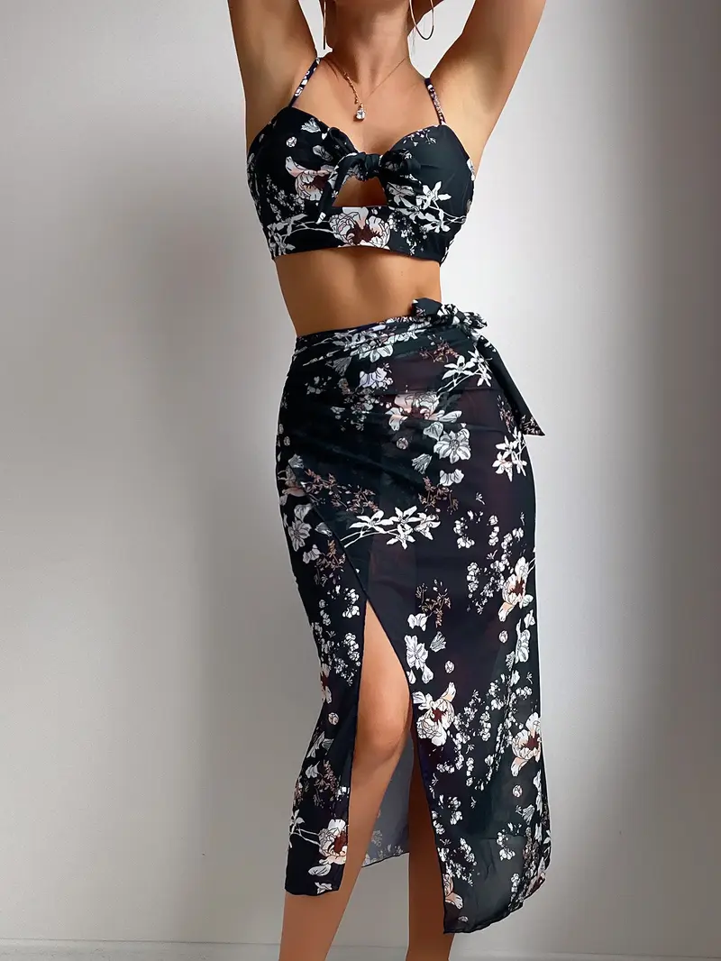 3 piezas Bañador bikini floral al azar con estampado con nudo delantero corte alto & falda de playa