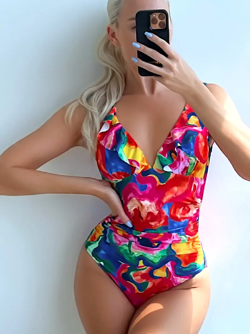 Bañador una pieza con estampado ribete con fruncido fruncido