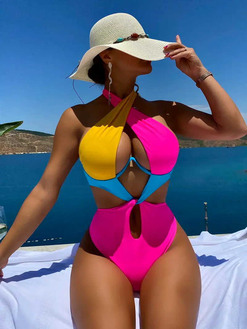 Bañador una pieza de color combinado con abertura con cordón trasero con aro