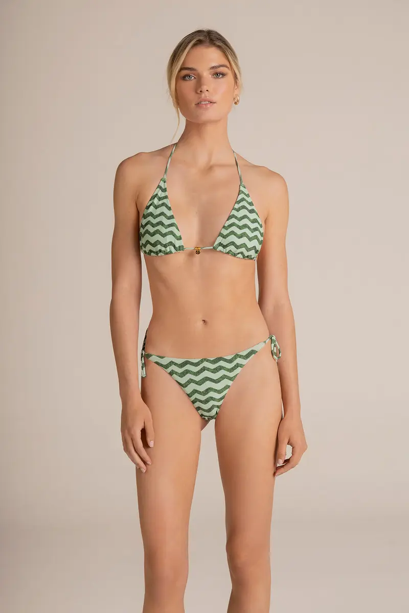 Bikini top triángulo mediano - Entregas a partir de diciembre 07
