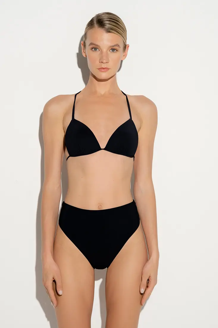 Bikini top triángulo mediano