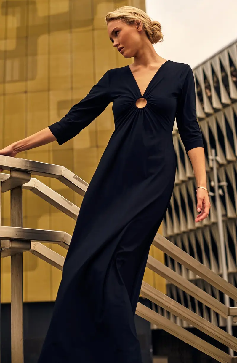 CARMENN -Vestido negro