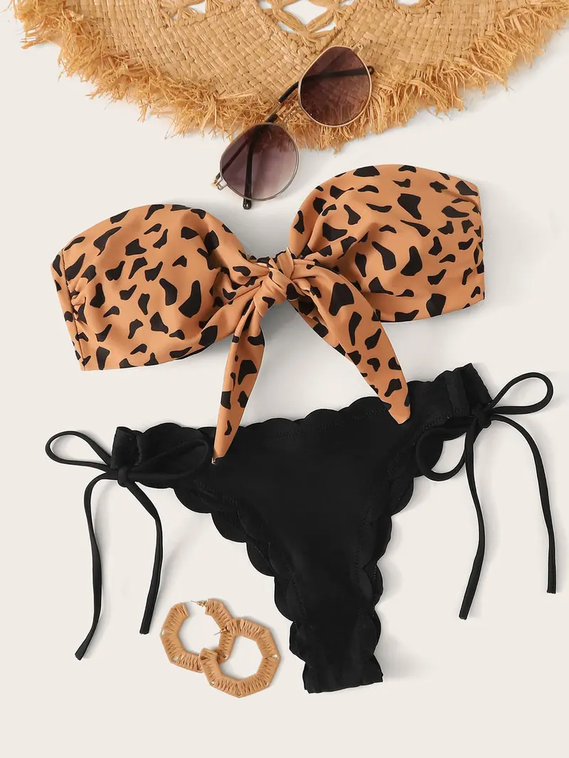 Set de bikini bandeau con nudo delantero de leopardo