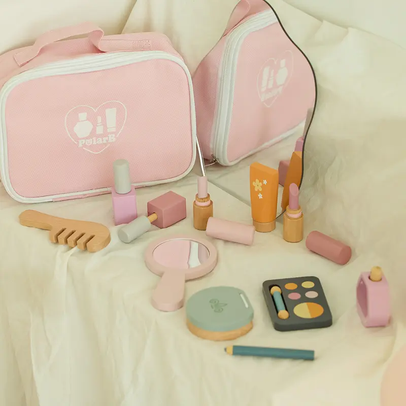 Set de maquillaje de madera con maletín