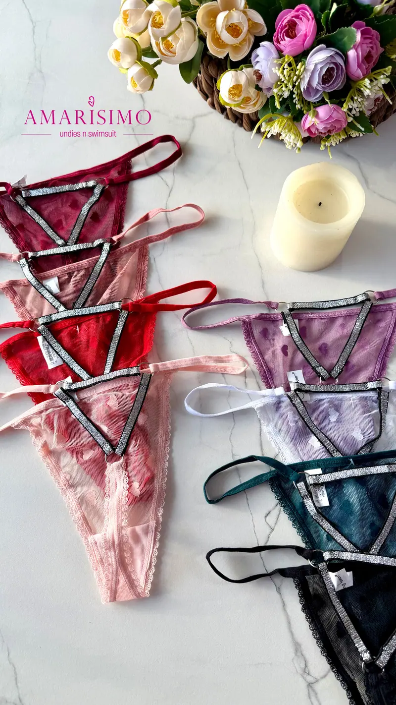 TANGA TRIÁNGULO BRILLOS