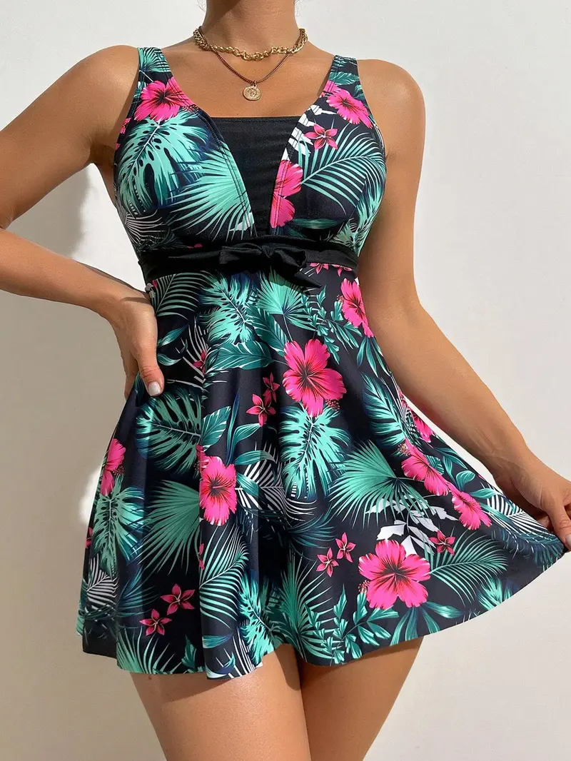 Vestido de baño con estampado tropical